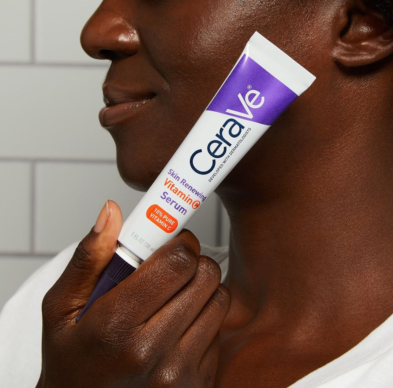 CeraVe Skin Renewing Vitamin C Serum WITH 10% PURE VITAMIN C